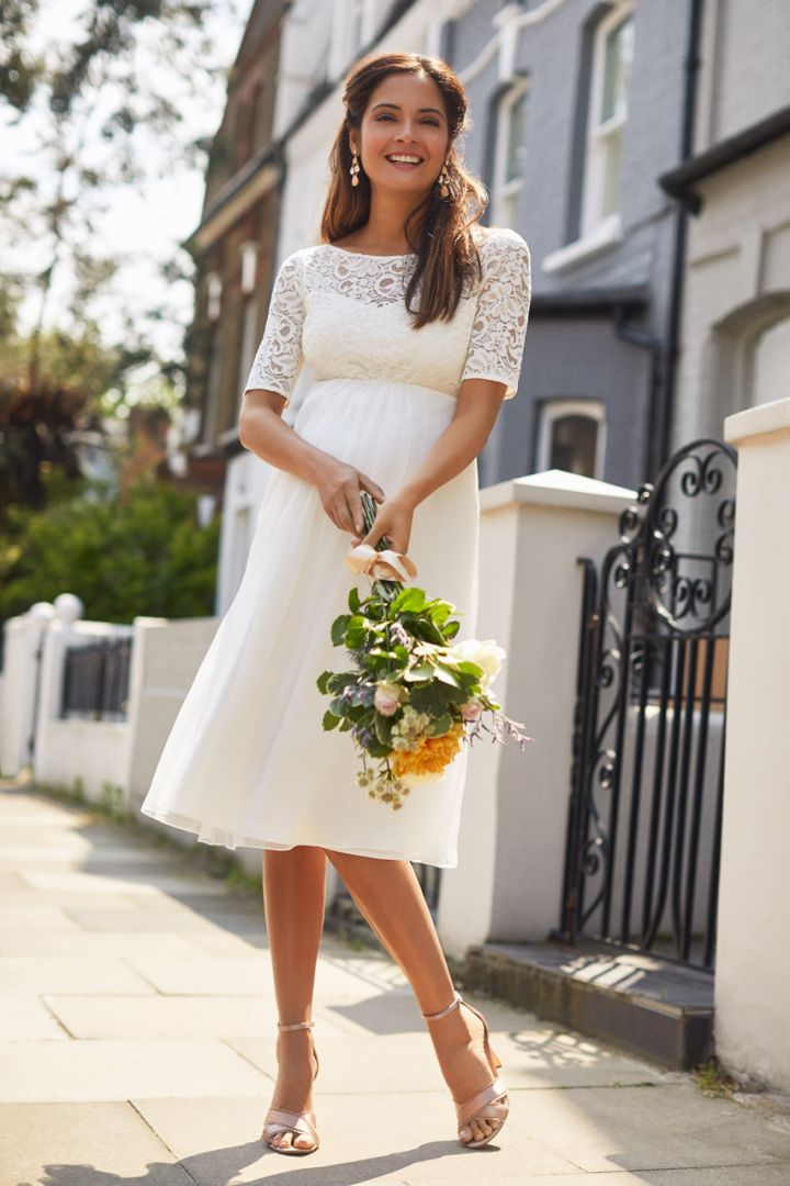 Umstandsbrautkleid mit Seidenrock elfenbein