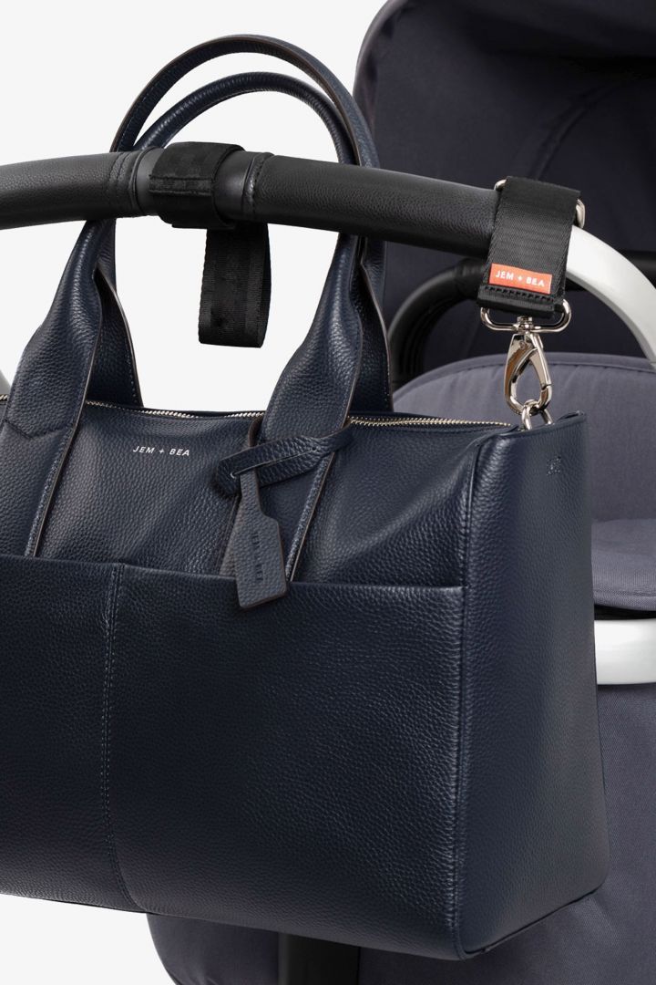 Luxe Wickeltasche aus Kalbsleder navy