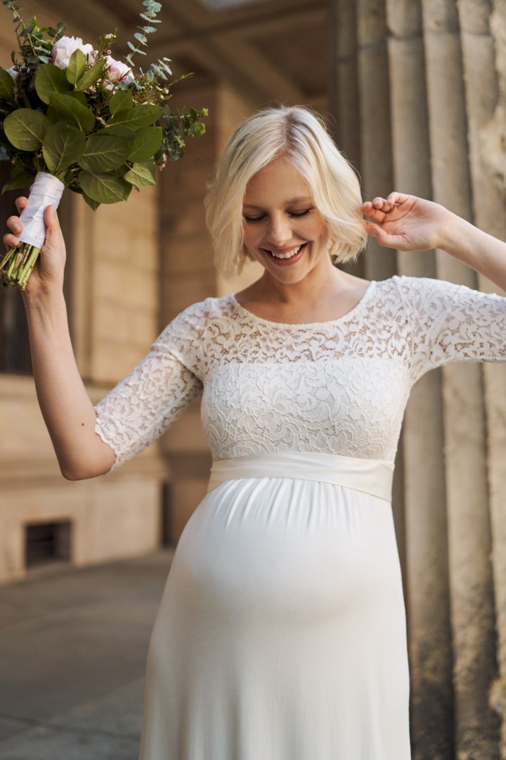 Plus Size Umstandsbrautkleid mit Rückenausschnitt lang