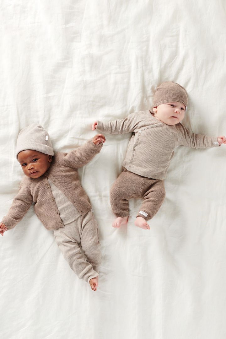 Organic Baby Wickelshirt taupe