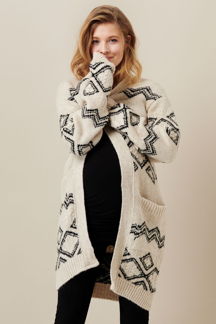 Lange Umstandsstrickjacke im Boho Stil