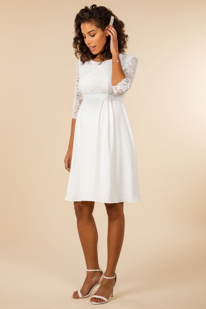 Umstandsbrautkleid mit Spitzenoberteil