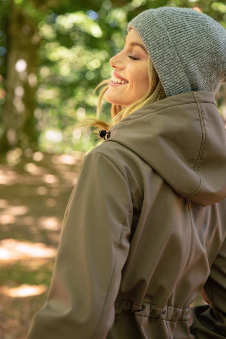 3 in 1 Umstands- und Tragejacke khaki