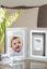 Vorschau: Stand-Bilderrahmen mit Baby Abdruckset, grauer Hintergrund