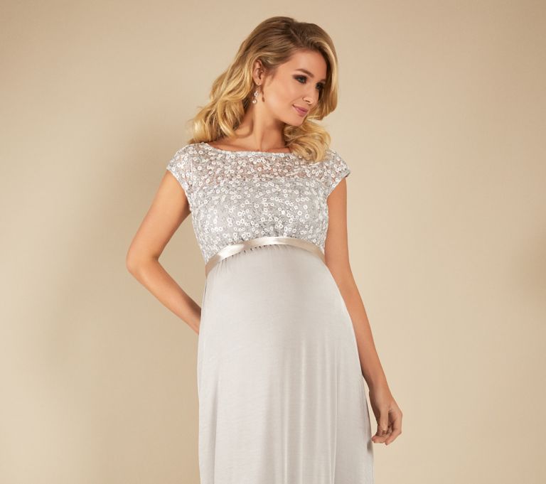 Darf es etwas mehr sein? Abend Umstandsmode!