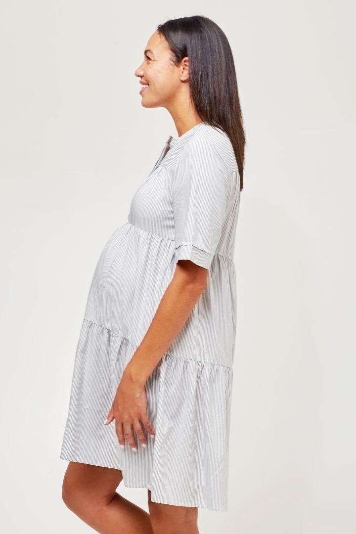 Umstands- und Stillkleid mit Knopfleiste gestreift