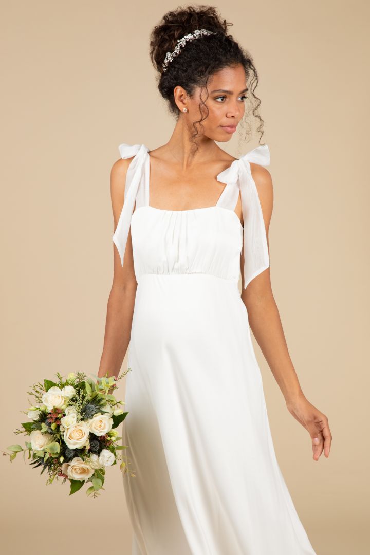 Umstandsbrautkleid mit Organza Schleifen