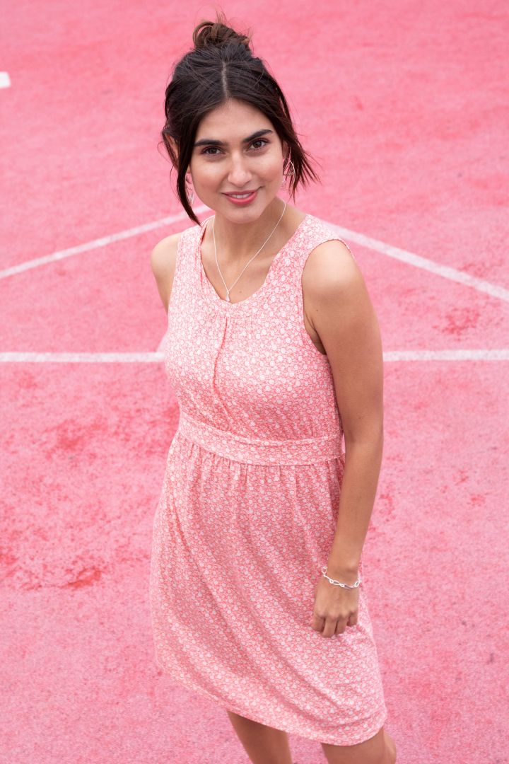 Umstands- und Stillkleid mit Blumen Print rose