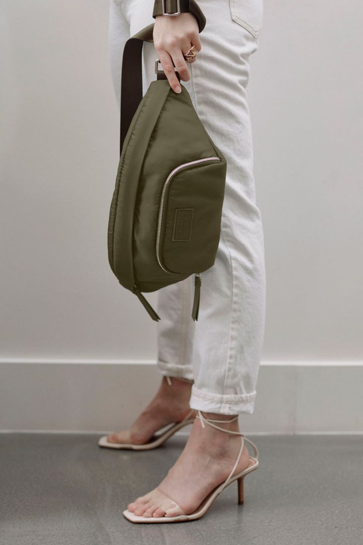 Gürtel Wickeltasche Eco aus recyceltem Nylon khaki