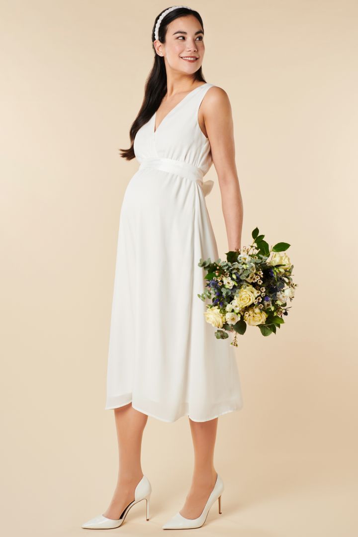 Umstandsbrautkleid mit Cache Coeur Ausschnitt