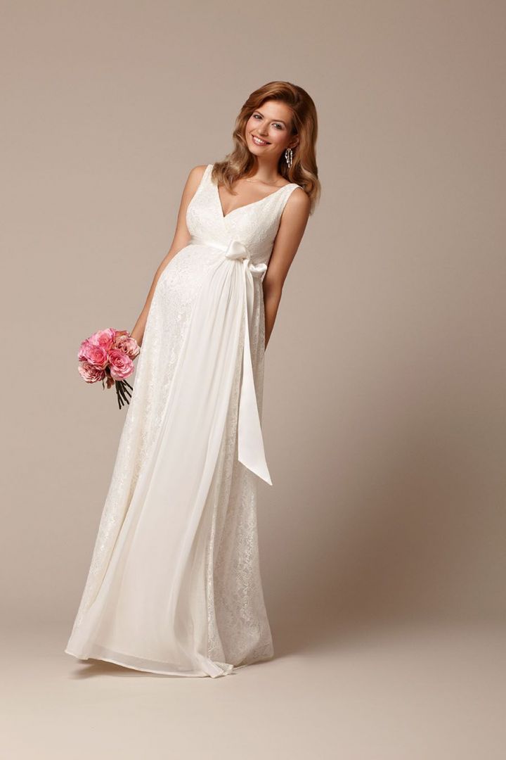 Langes Umstandsbrautkleid mit Spitze und Schärpe