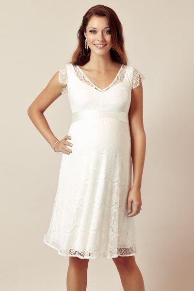 Maternity Wedding Dress with a Heart Décolleté