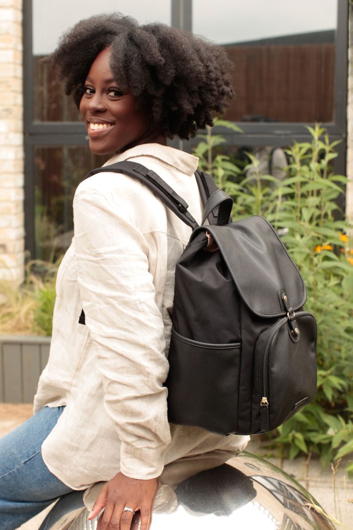 Wickelrucksack aus veganem Kunstleder schwarz