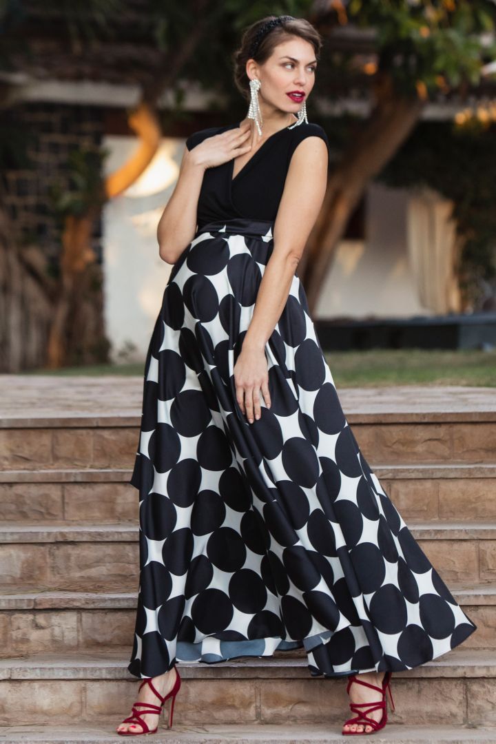 Eco Polka Dot Umstands- und Stillkleid mit Satinrock