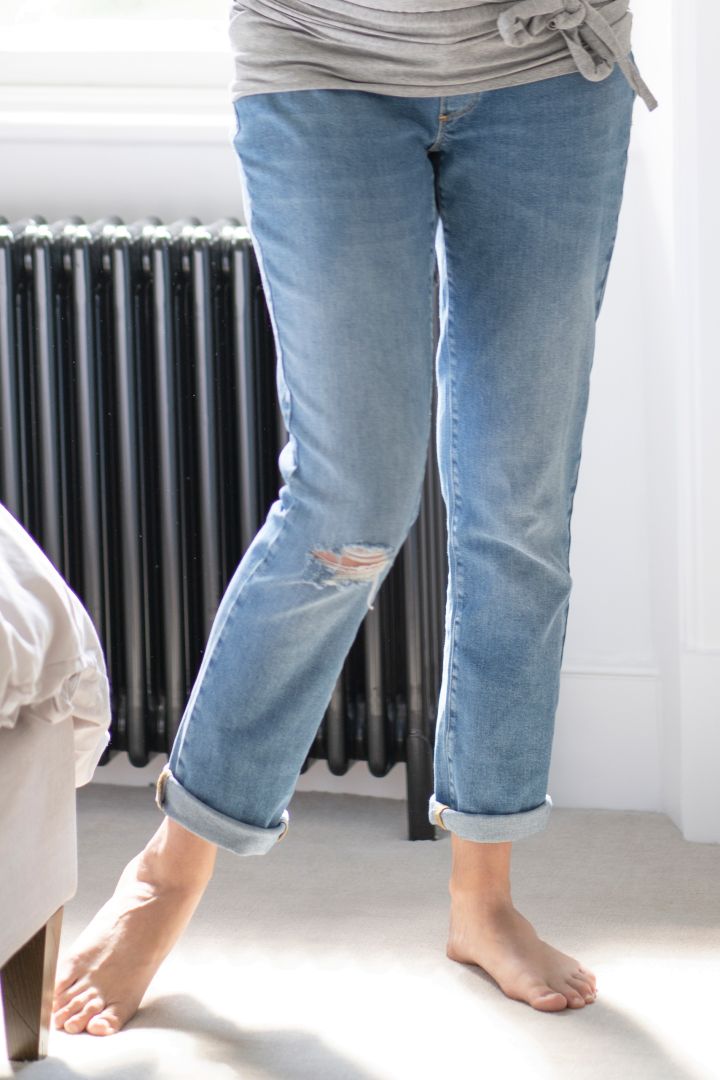 Ripped Boyfriend Umstandsjeans