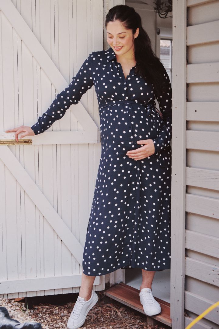 Long Maternity and Nursing Shirt Dress with Dots Print