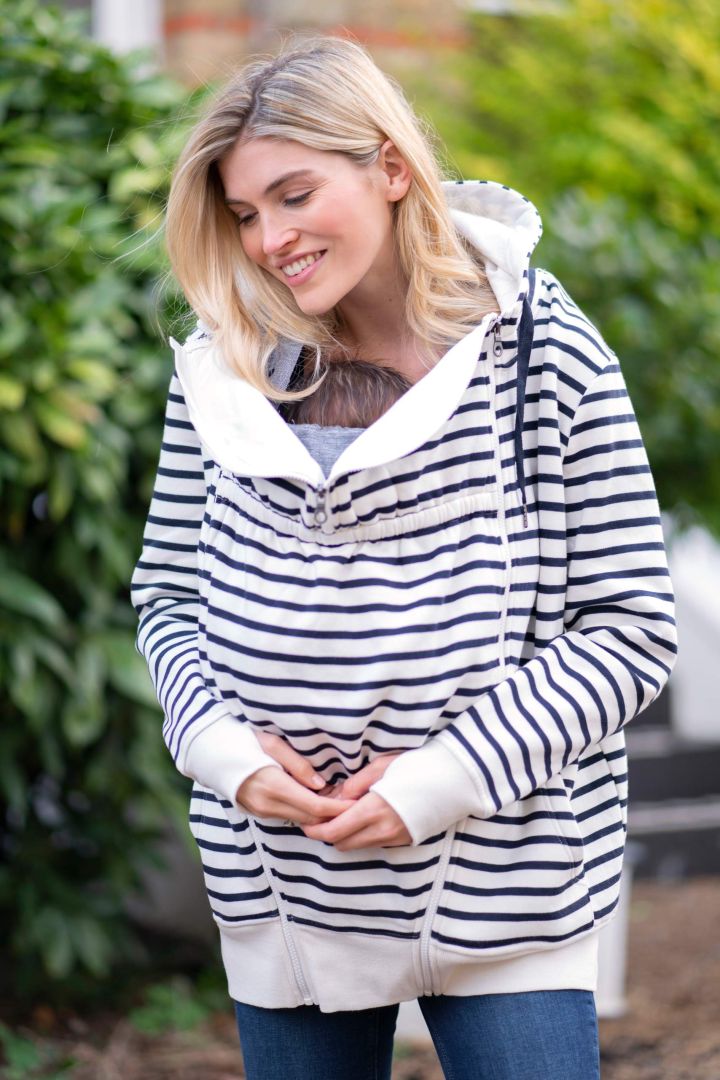 Streifen Umstands-Hoodie und Tragejacke