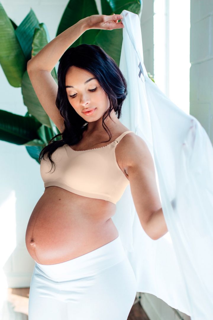 Invisible Seamless Still BH nude