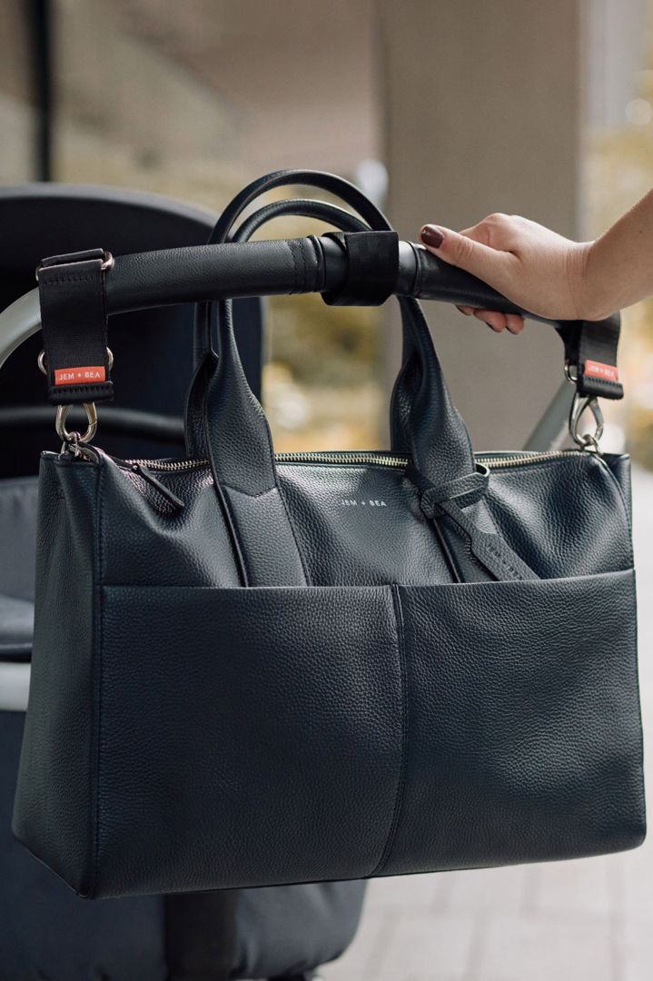 Luxe Wickeltasche aus Kalbsleder navy