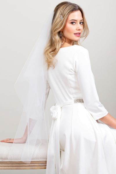 Schleier mit Schmuckstein-Kamm kurz