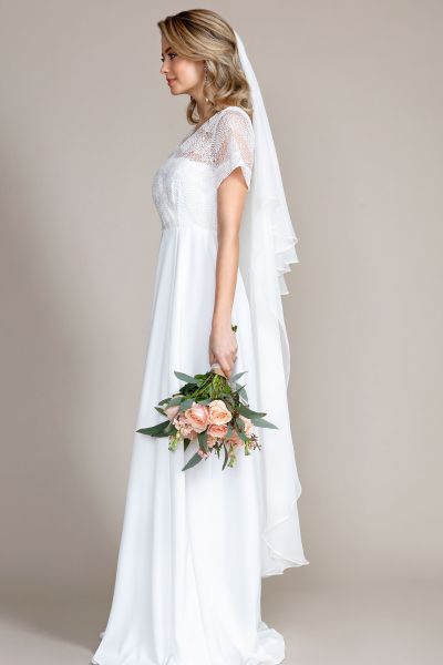 Schleier aus Seide zweistufig mit Kurbelkante lang