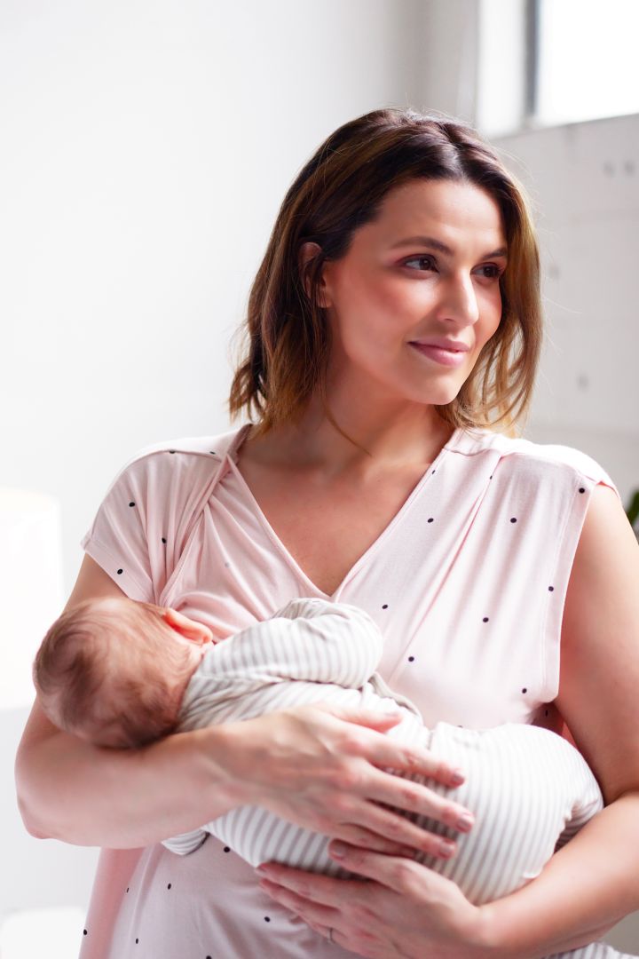 Maternity and Nursing Nightie with Bustier white