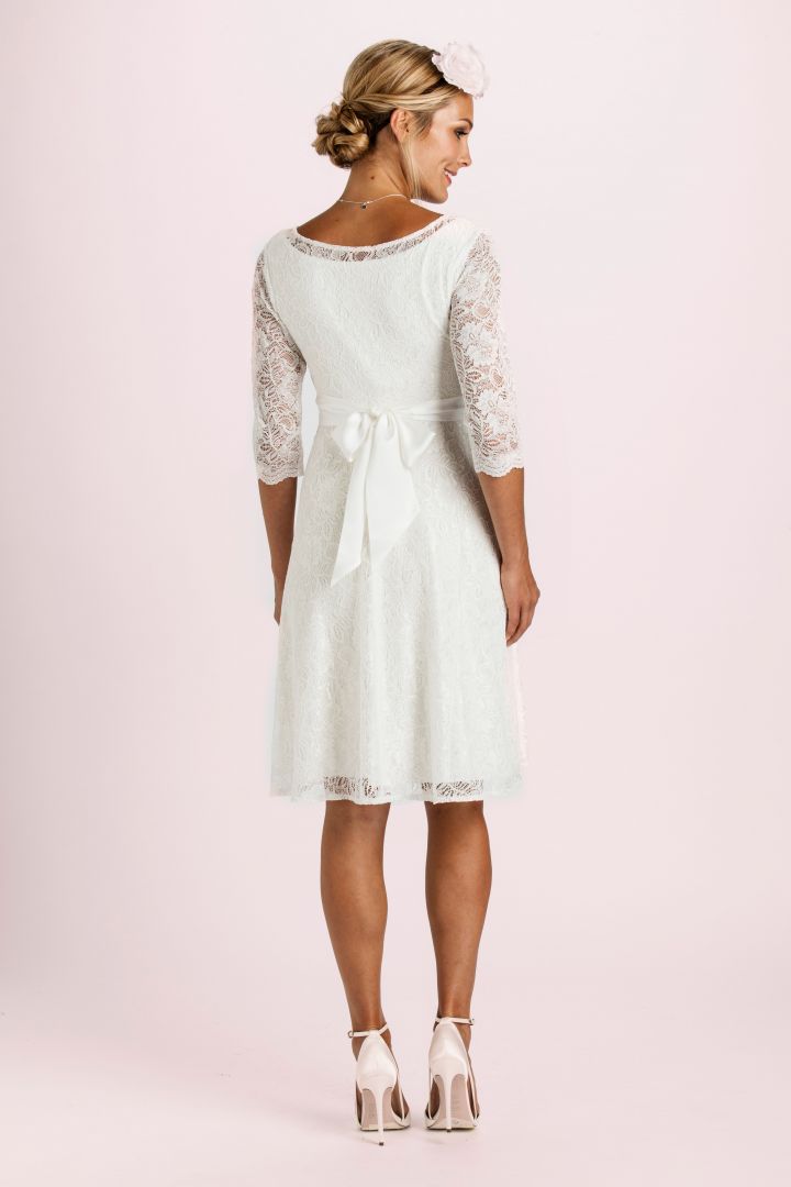 Umstandsbrautkleid aus Spitze