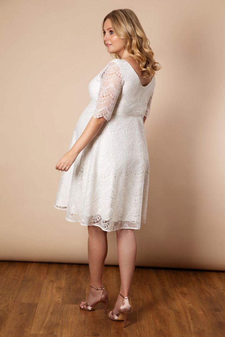 Plus Size Umstandsbrautkleid mit Spitzenärmeln