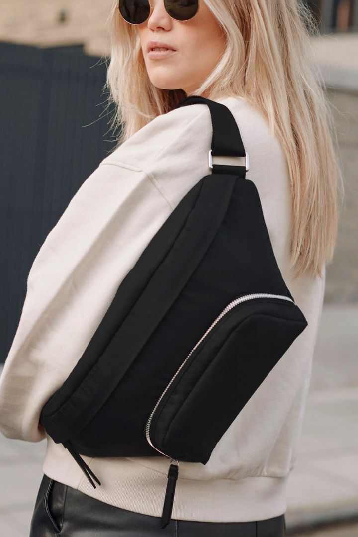 Gürtel Wickeltasche Eco aus recyceltem Nylon schwarz