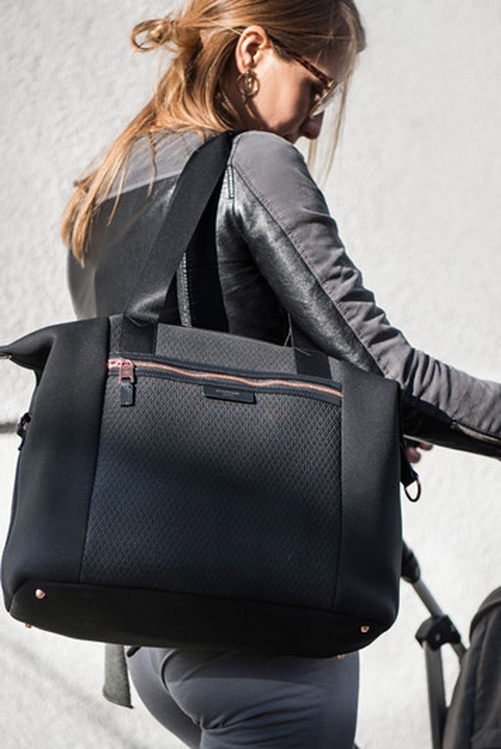 Stevie Luxe Wickeltasche schwarz Storksak