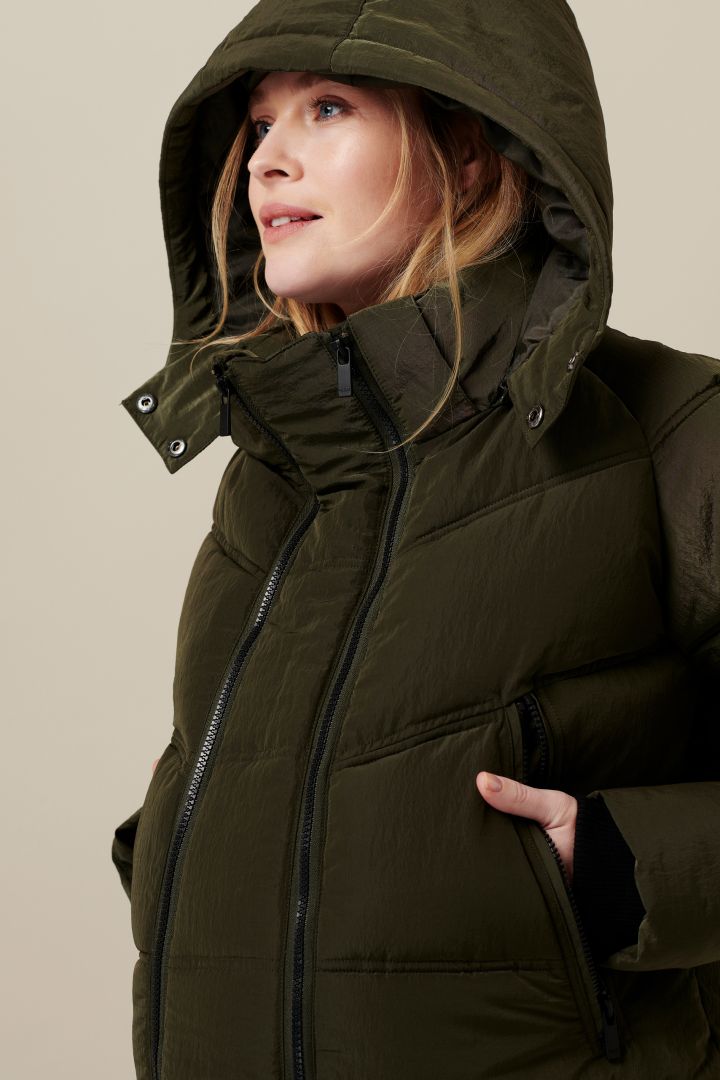 Wattierter Mantel mit Schwangerschaftseinsatz khaki