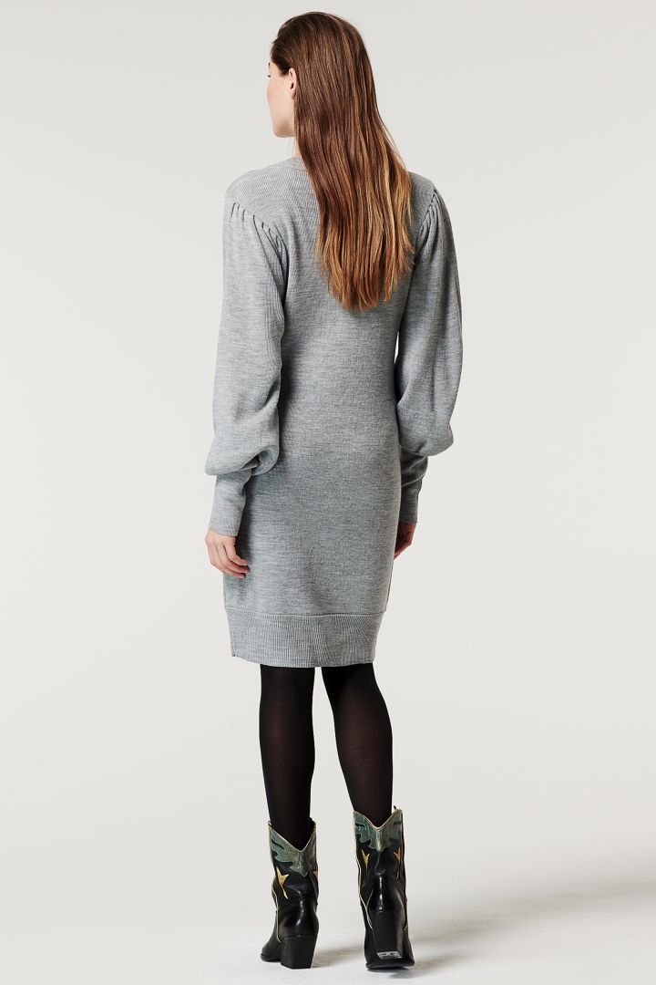 Umstandsstrickkleid mit Ballonärmeln
