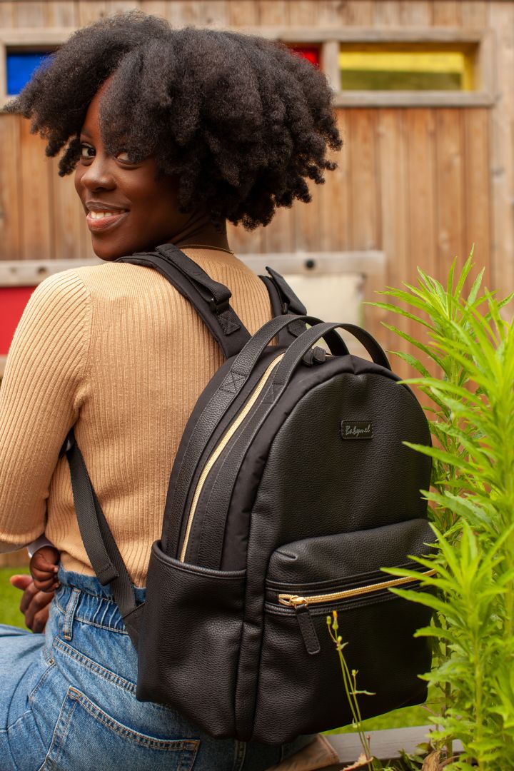 Wickelrucksack aus veganem Kunstleder mit Reißverschluss