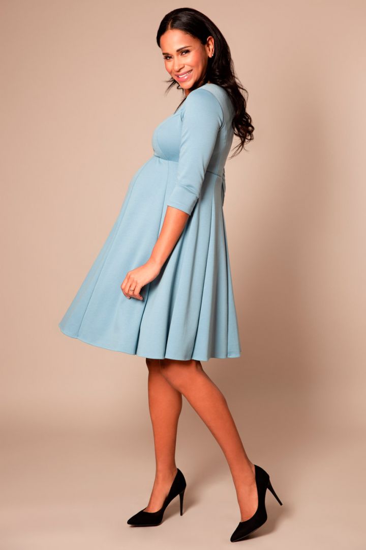 Umstandskleid mit U-Boot Ausschnitt hellblau