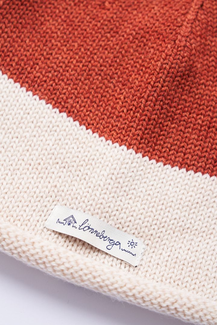Roll-Brim Beanie in Merino Wool rust/offwhite
