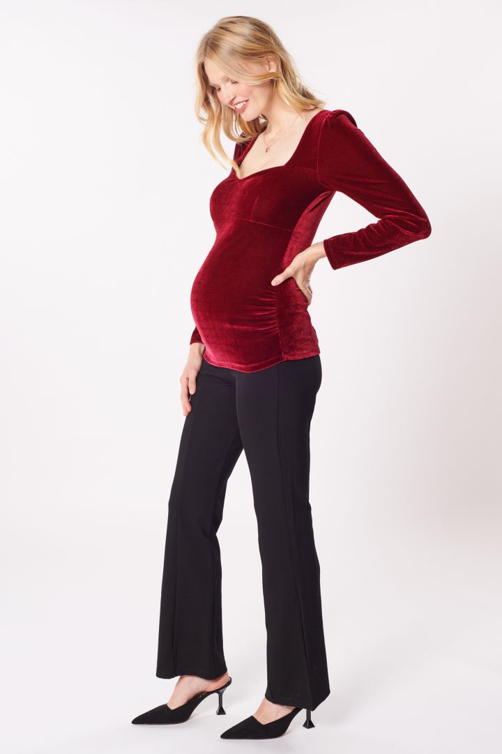 Samt Umstandsshirt mit Herzausschnitt