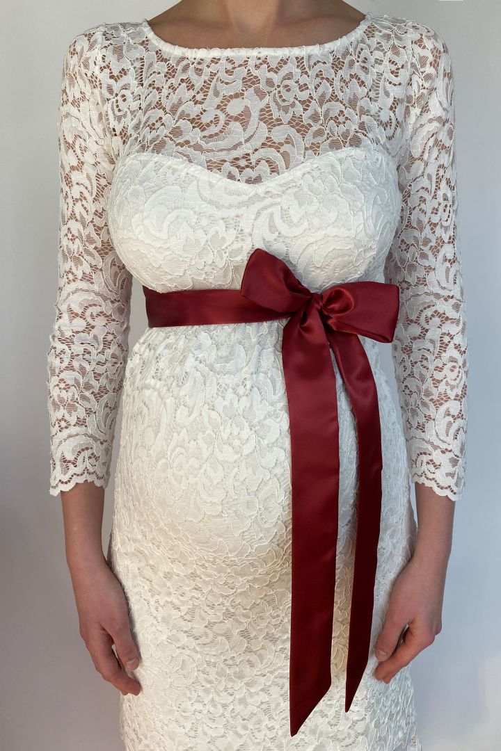 Satinschärpe bordeaux