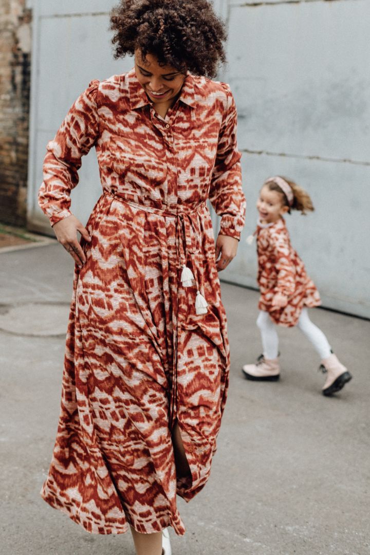 Maxi maternity and nursing dress mocha art