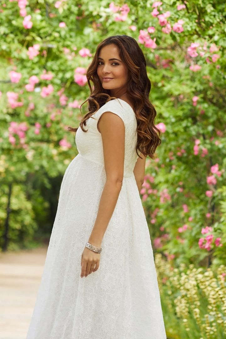 Spitzen Umstandsbrautkleid mit Cache Coeur Ausschnitt lang