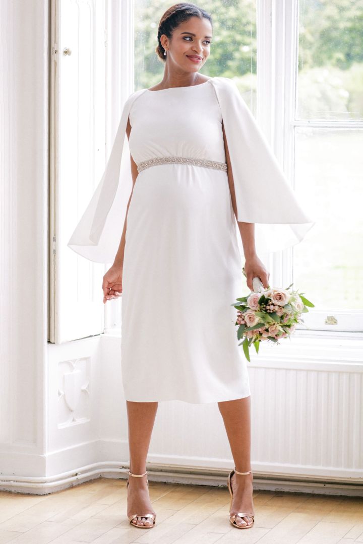 Umstandsbrautkleid mit Cape Details