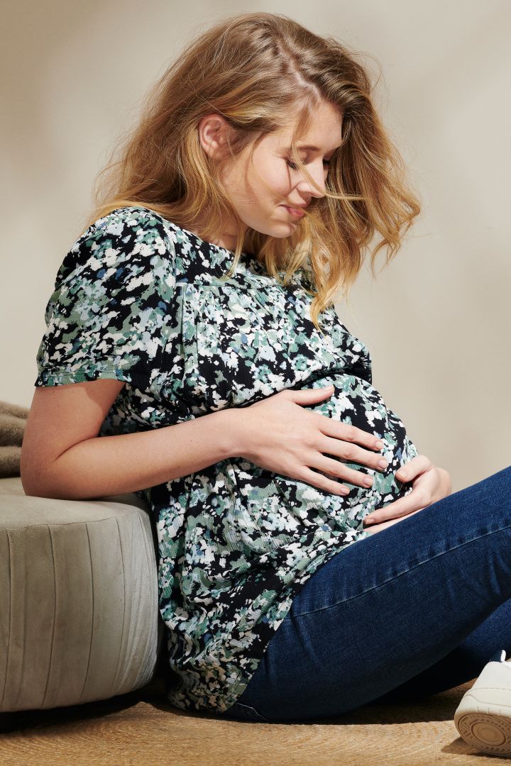 Maternity Blouse with Allover Print