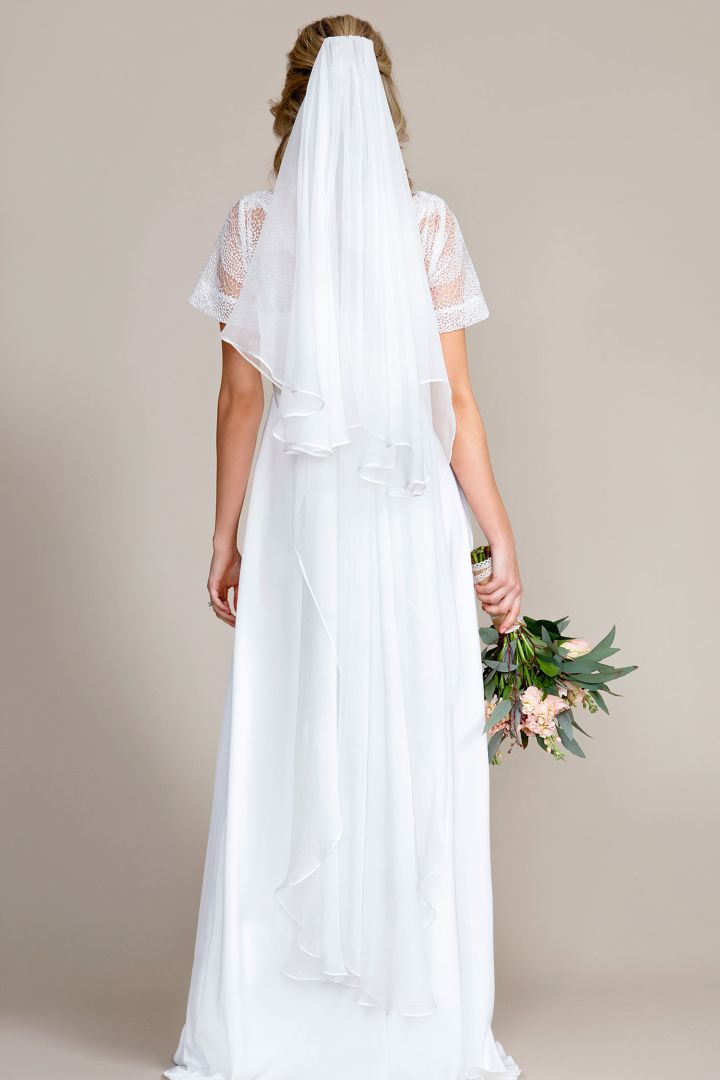 Schleier aus Seide zweistufig mit Kurbelkante lang