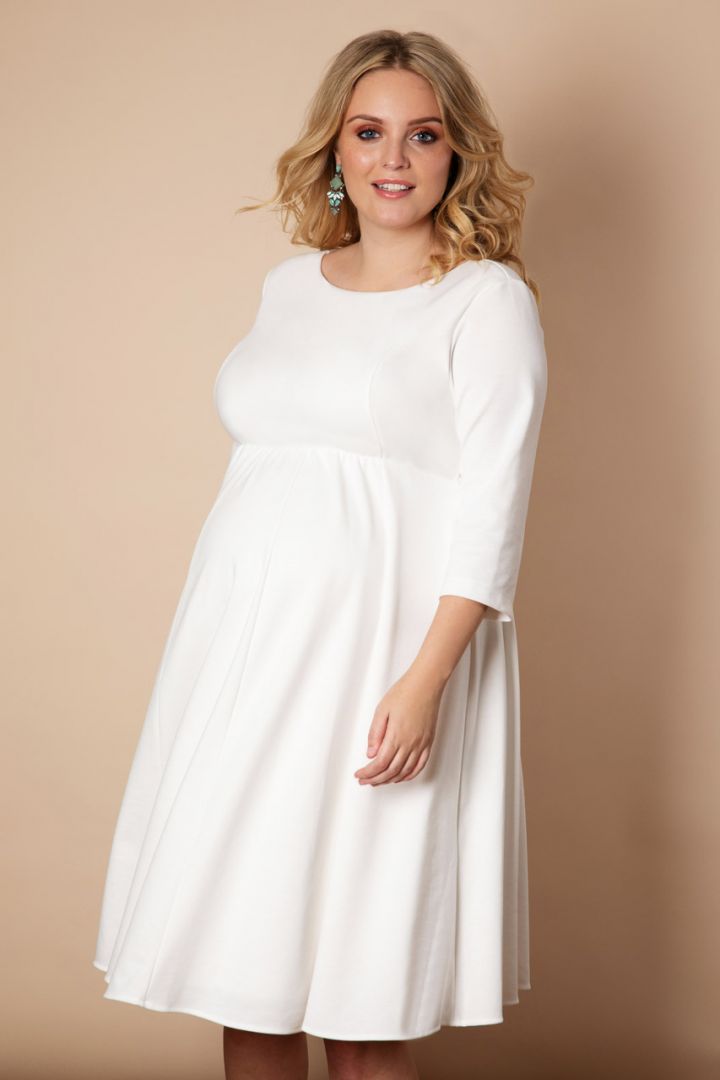 Plus Size Umstandsbrautkleid mit U-Boot Ausschnitt