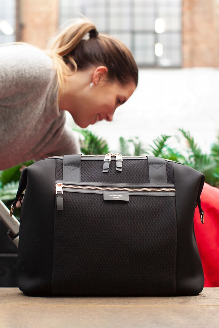 Stevie Luxe Wickeltasche schwarz Storksak