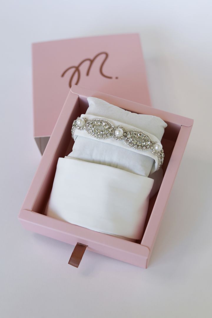 Brautkleid Schärpe mit Ziersteinbesatz elfenbein