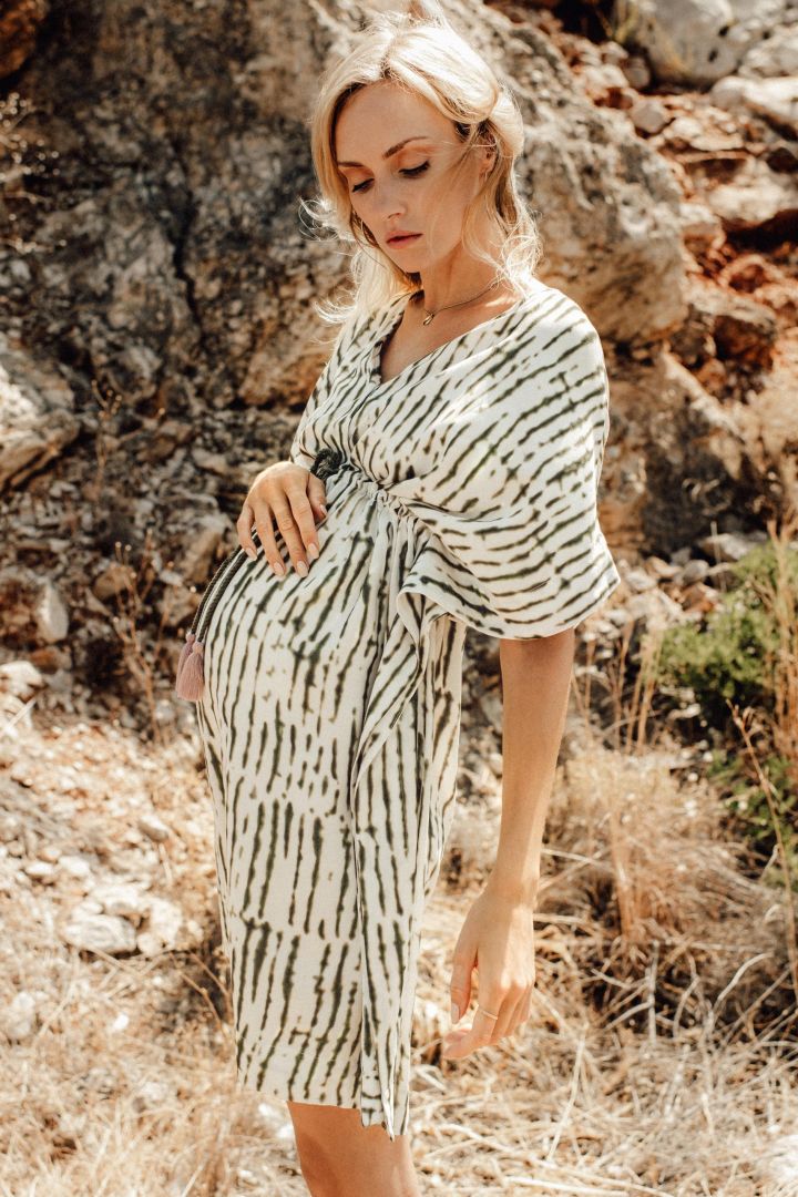 Umstands- und Stillkaftan mit Batik Print