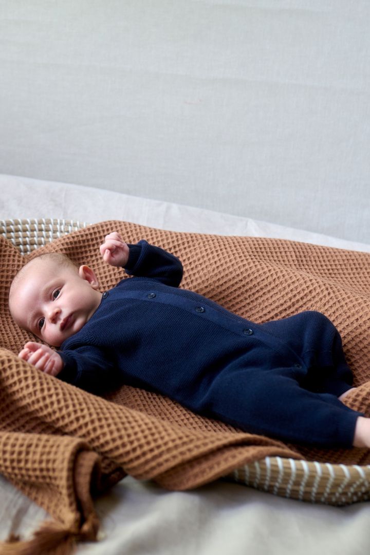 Organic Strickstrampler mit Knopfleiste navy