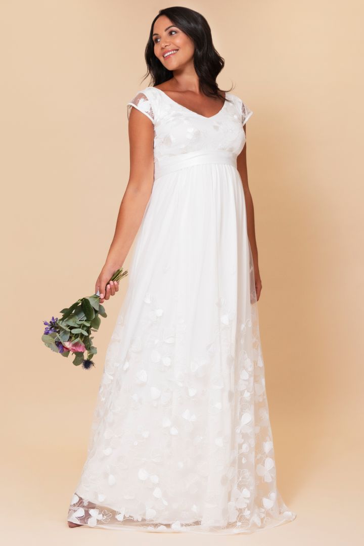 Umstandsbrautrobe mit Kleeblatt Spitze