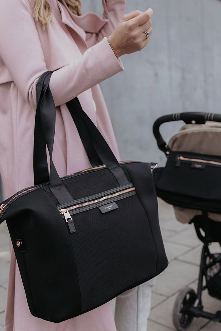 Stevie Luxe Wickeltasche schwarz Storksak