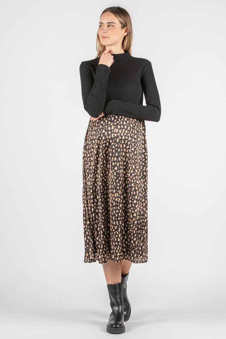 Umstandskleid mit Rippstricktop und Leo Print